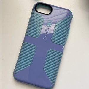 iPhone 7 speck phone case